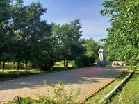 Харьковка, памятник